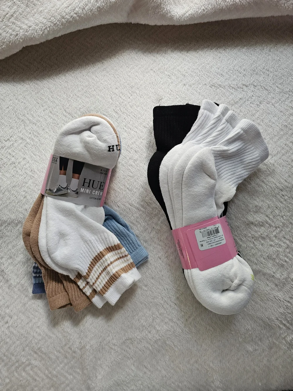 Mixed NWT Women’s Mini Crew Socks By Hue - 2 Packs of Autumn Colors - 10 Pairs